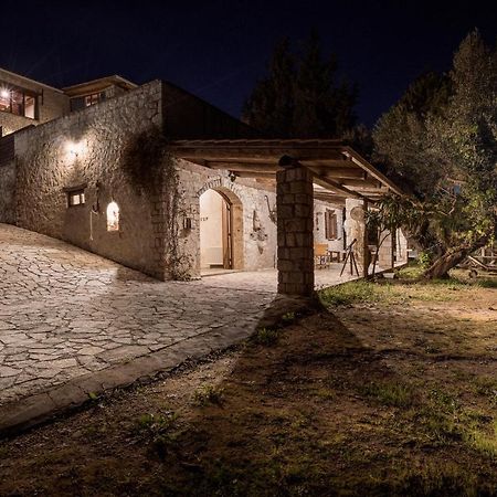 Vafias Villa - Tranquil Location, Ideal For Large Groups, By Zantewize Lithakia  Esterno foto