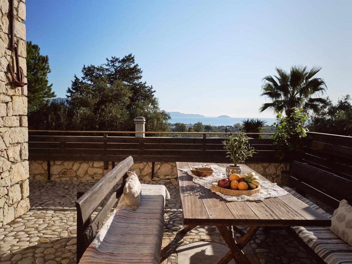 Vafias Villa - Tranquil Location, Ideal For Large Groups, By Zantewize Lithakia  Esterno foto