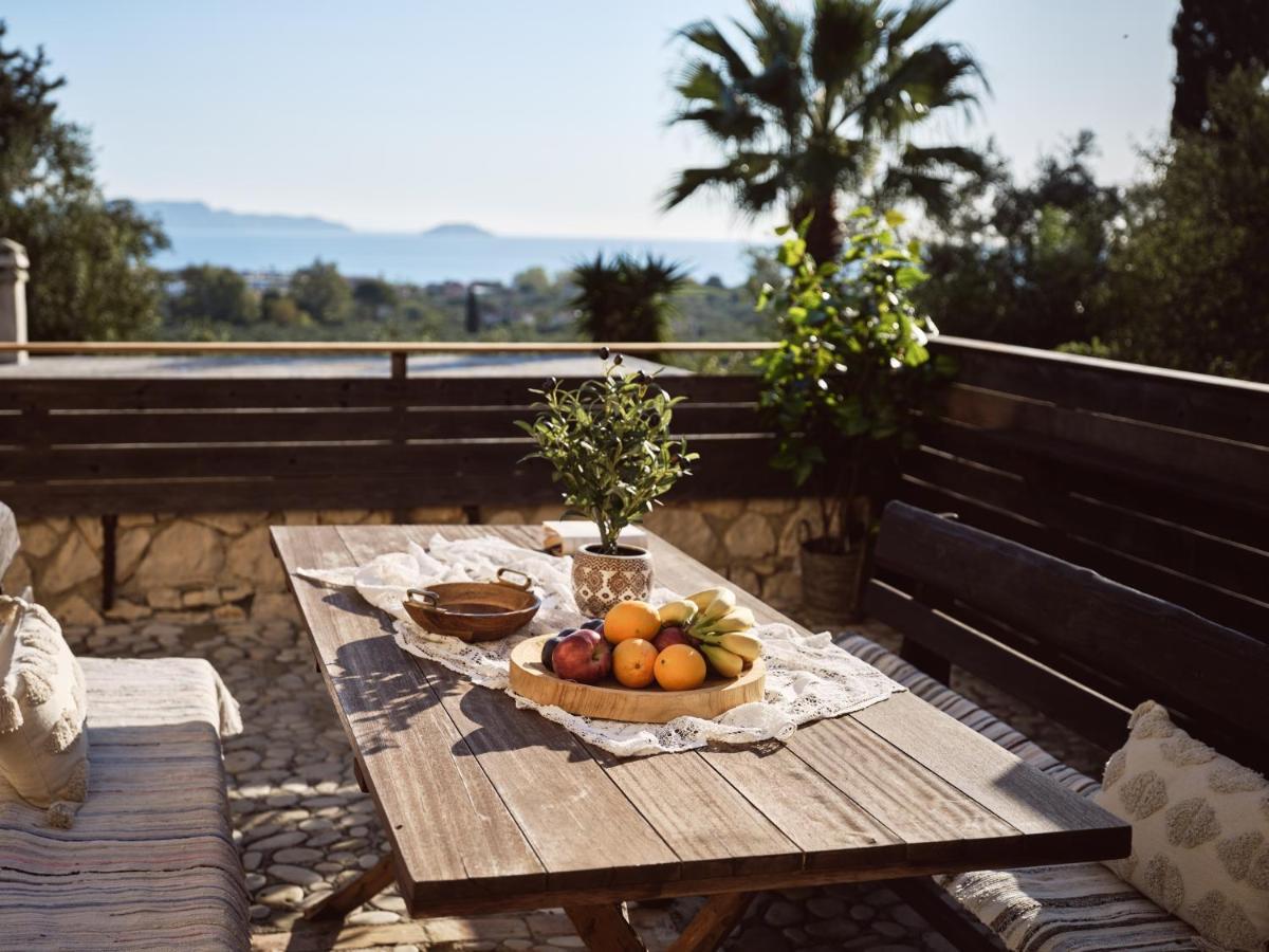 Vafias Villa - Tranquil Location, Ideal For Large Groups, By Zantewize Lithakia  Esterno foto