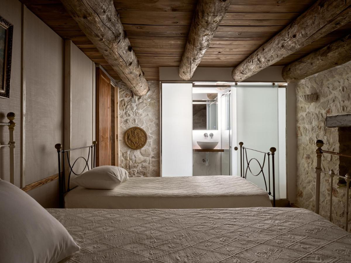 Vafias Villa - Tranquil Location, Ideal For Large Groups, By Zantewize Lithakia  Esterno foto