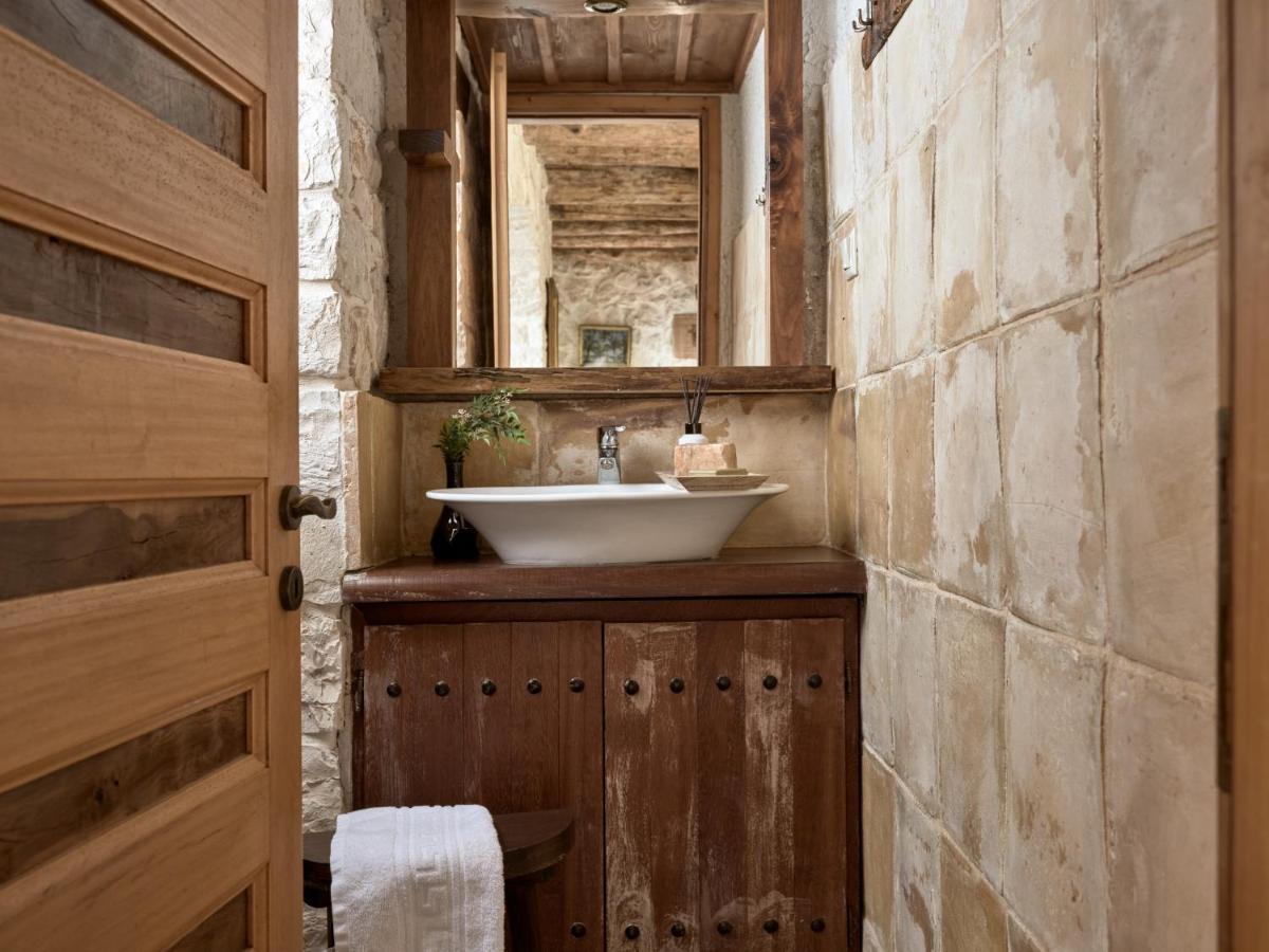 Vafias Villa - Tranquil Location, Ideal For Large Groups, By Zantewize Lithakia  Esterno foto