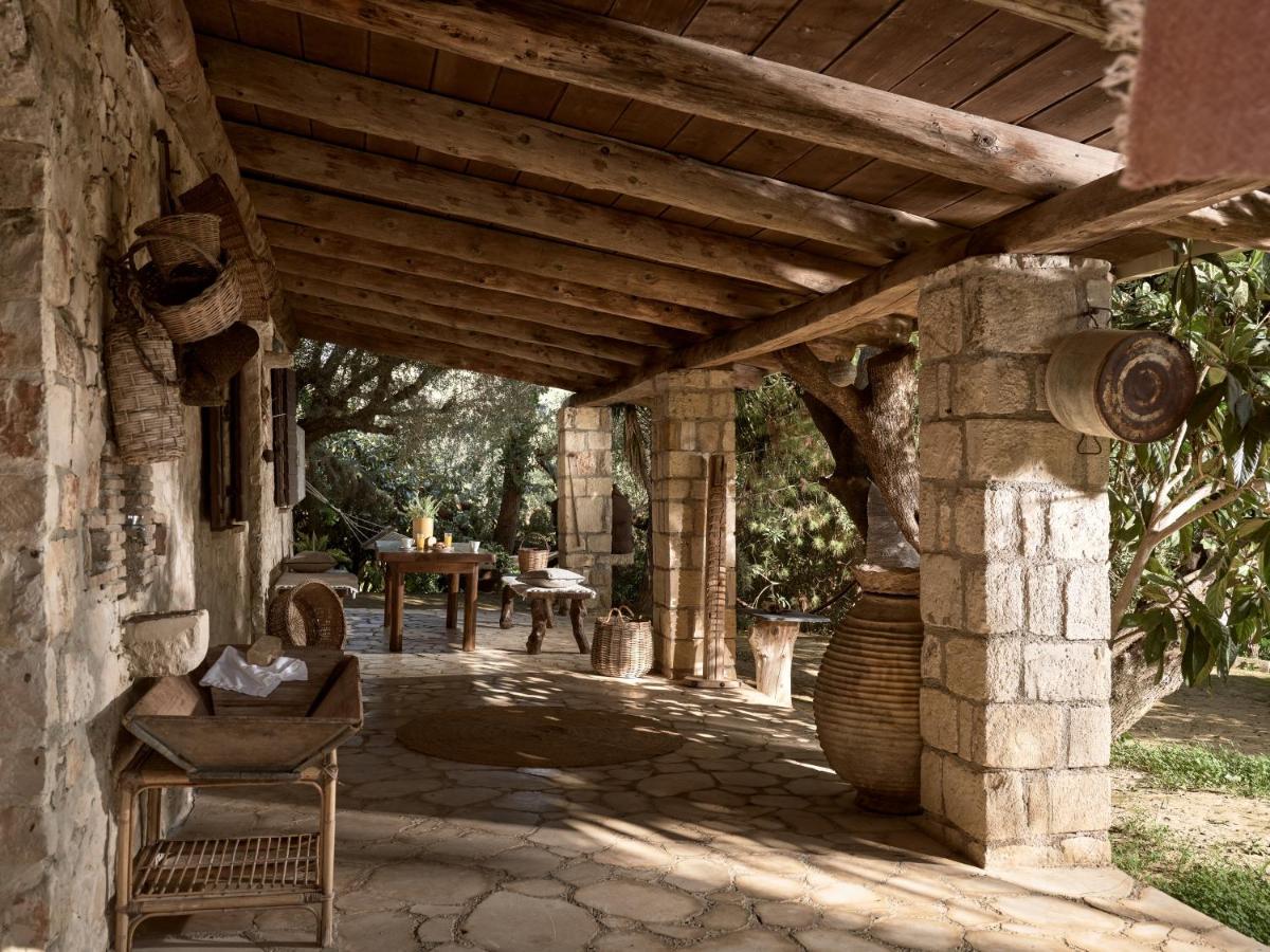 Vafias Villa - Tranquil Location, Ideal For Large Groups, By Zantewize Lithakia  Esterno foto