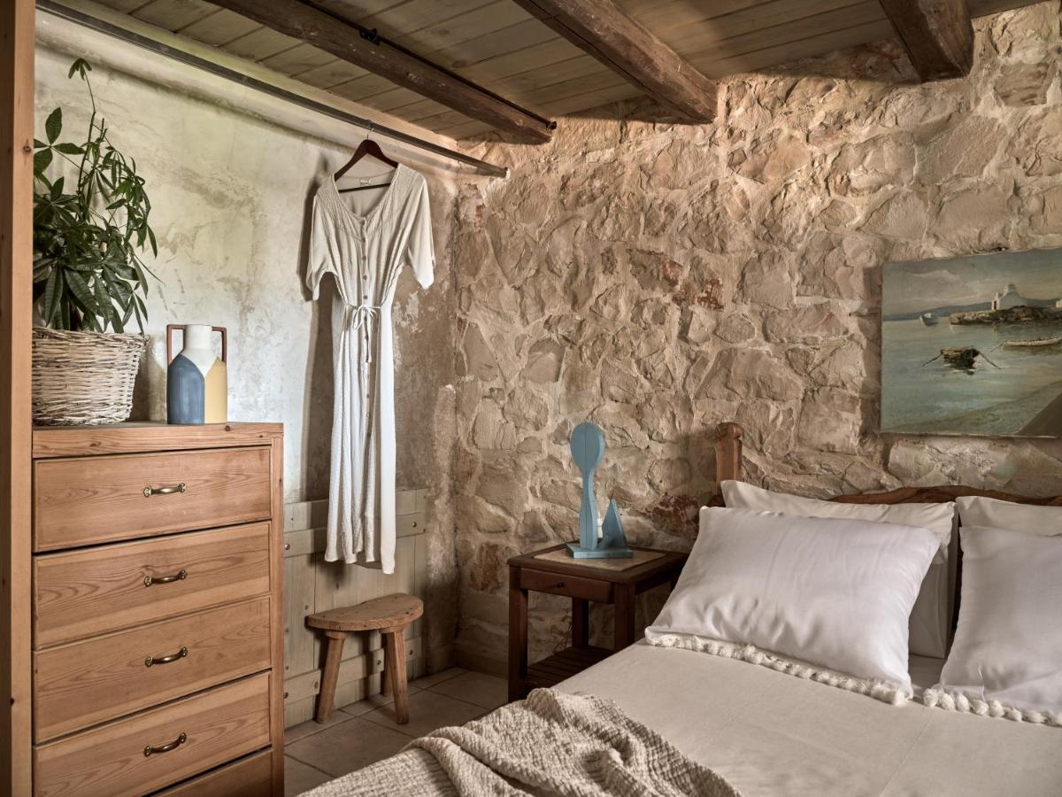 Vafias Villa - Tranquil Location, Ideal For Large Groups, By Zantewize Lithakia  Esterno foto