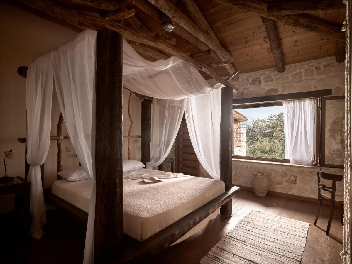 Vafias Villa - Tranquil Location, Ideal For Large Groups, By Zantewize Lithakia  Esterno foto